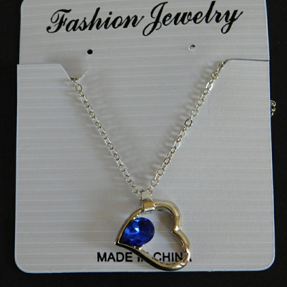 Silver Necklace with a Heart pendant